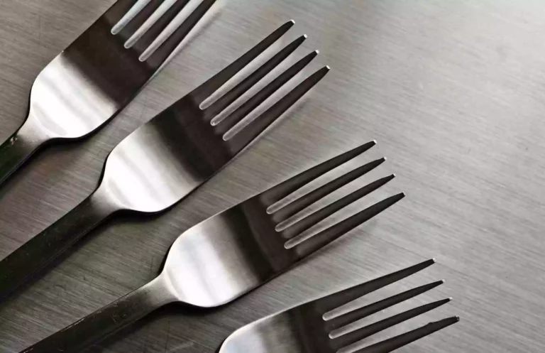 6 Key Differences Between Salad Fork and Dinner Fork