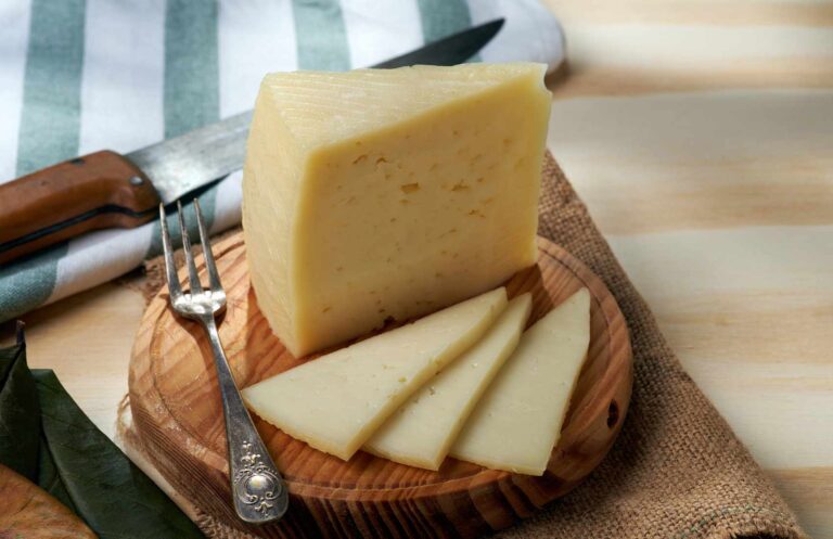 What's the Difference Between Fontina and Fontinella Cheese?
